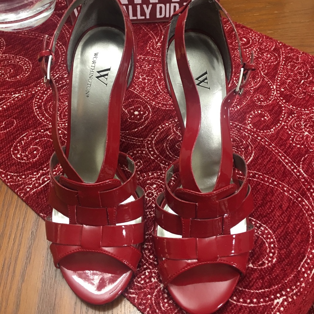 Worthington Red Heels